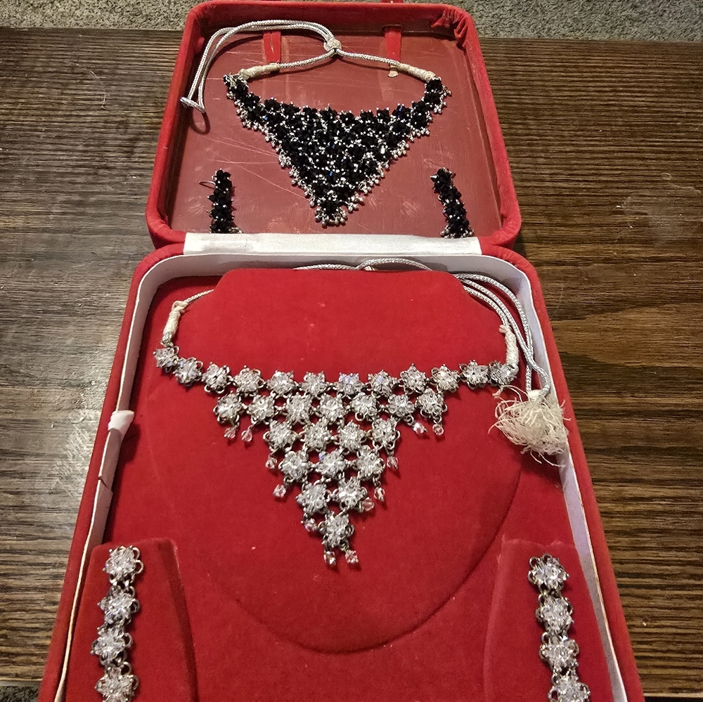 Elegant Silver and Black Jewelry Set